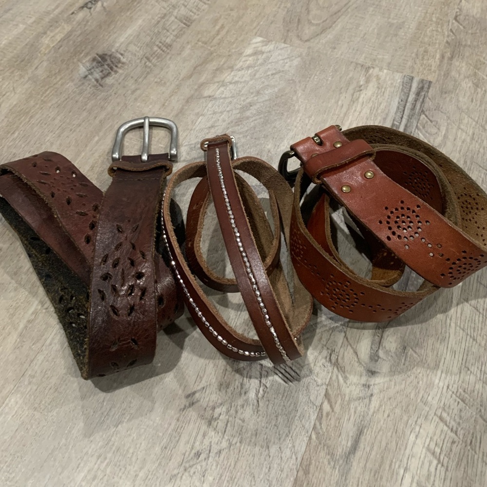 Bundle of American Eagle Belts